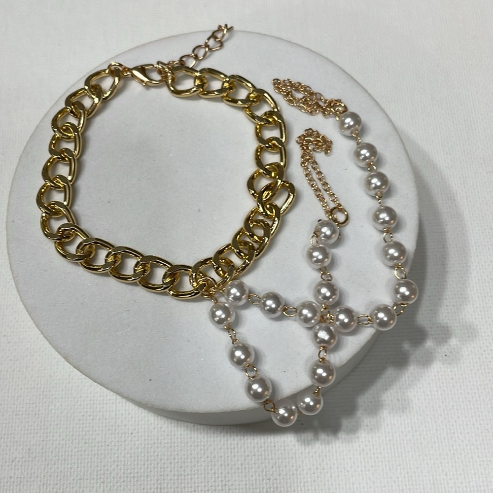 Romantic Pearl Bohemian Hand Bracelet - Picture 5 of 6